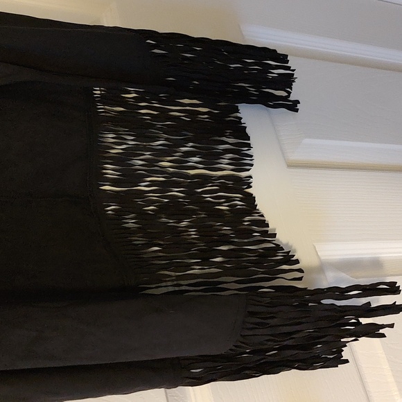 BLACK Faux Suede Western Vest - Picture 2 of 6